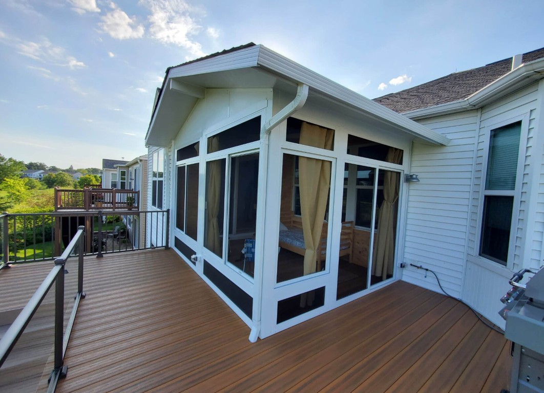 Sunroom addition on elevated deck in San Tan Valley, Arizona